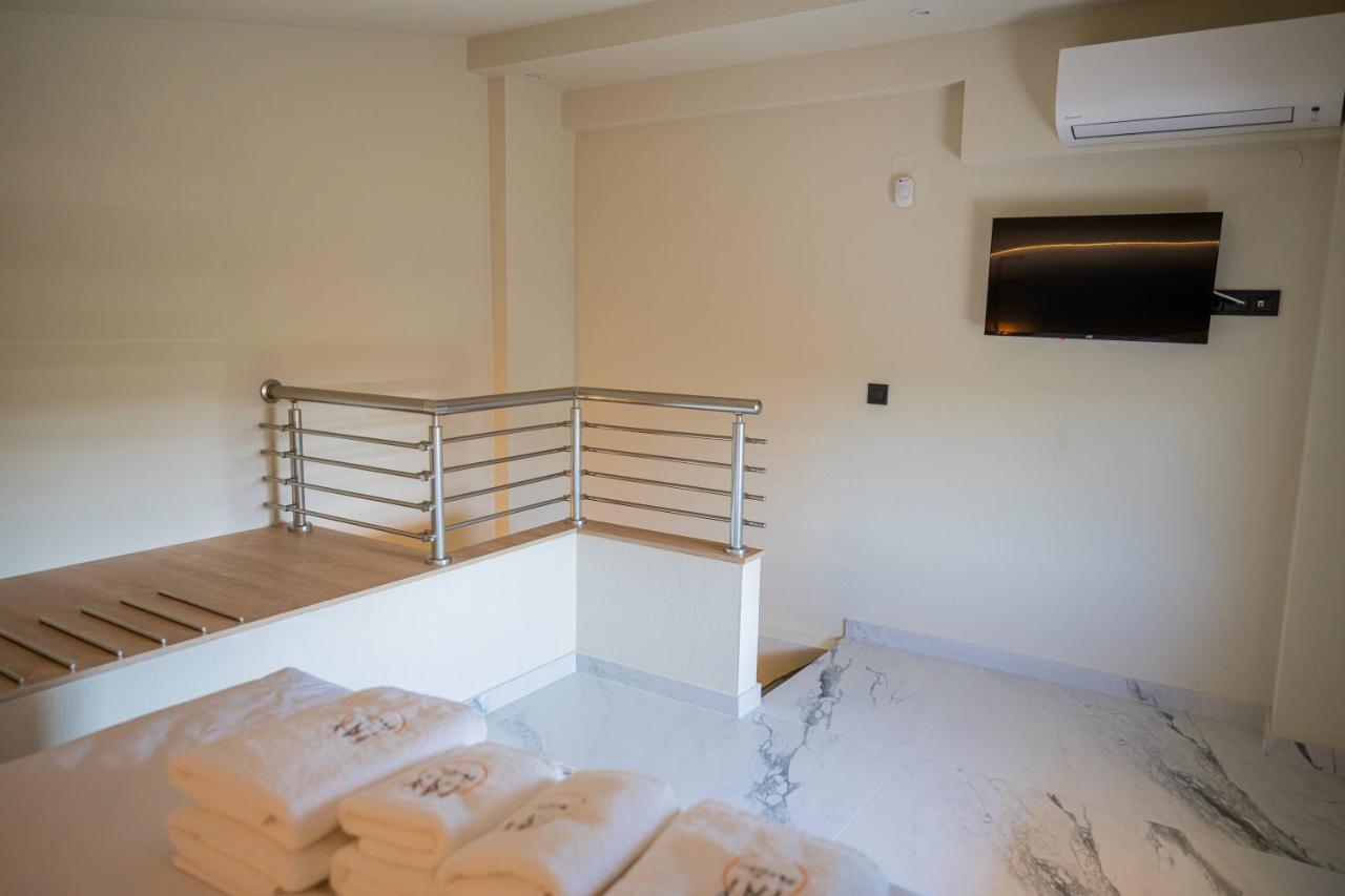 Fay Suites Флогіта Екстер'єр фото