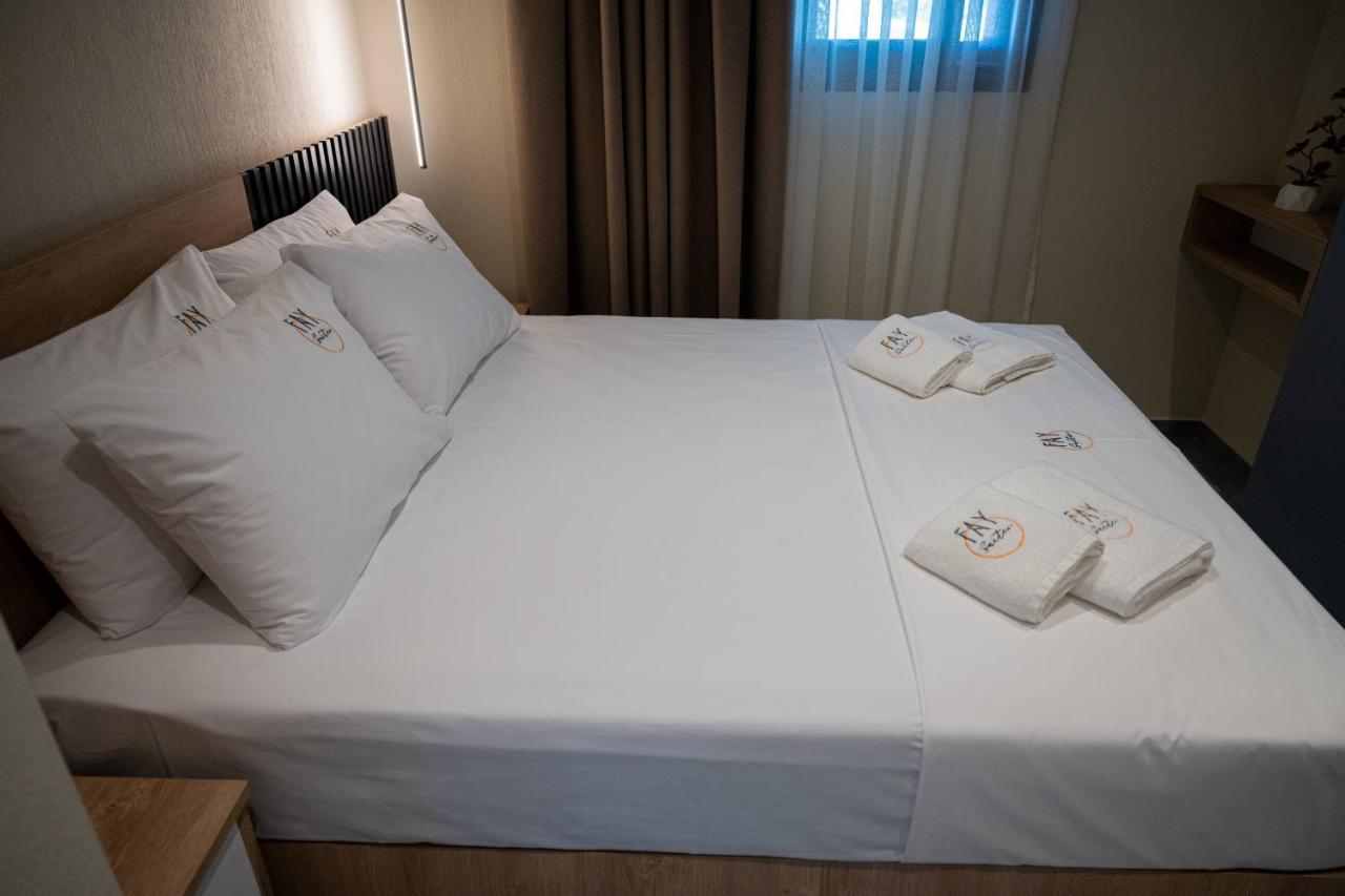 Fay Suites Флогіта Екстер'єр фото